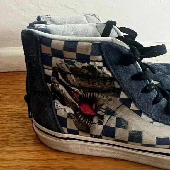 Vans Hugh Top Kids T. rex Sneakers size 2.5 - Picture 3 of 7